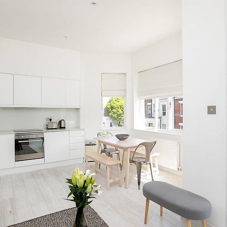 Guestready - West Kensington Home Wbalcony Londres Extérieur photo